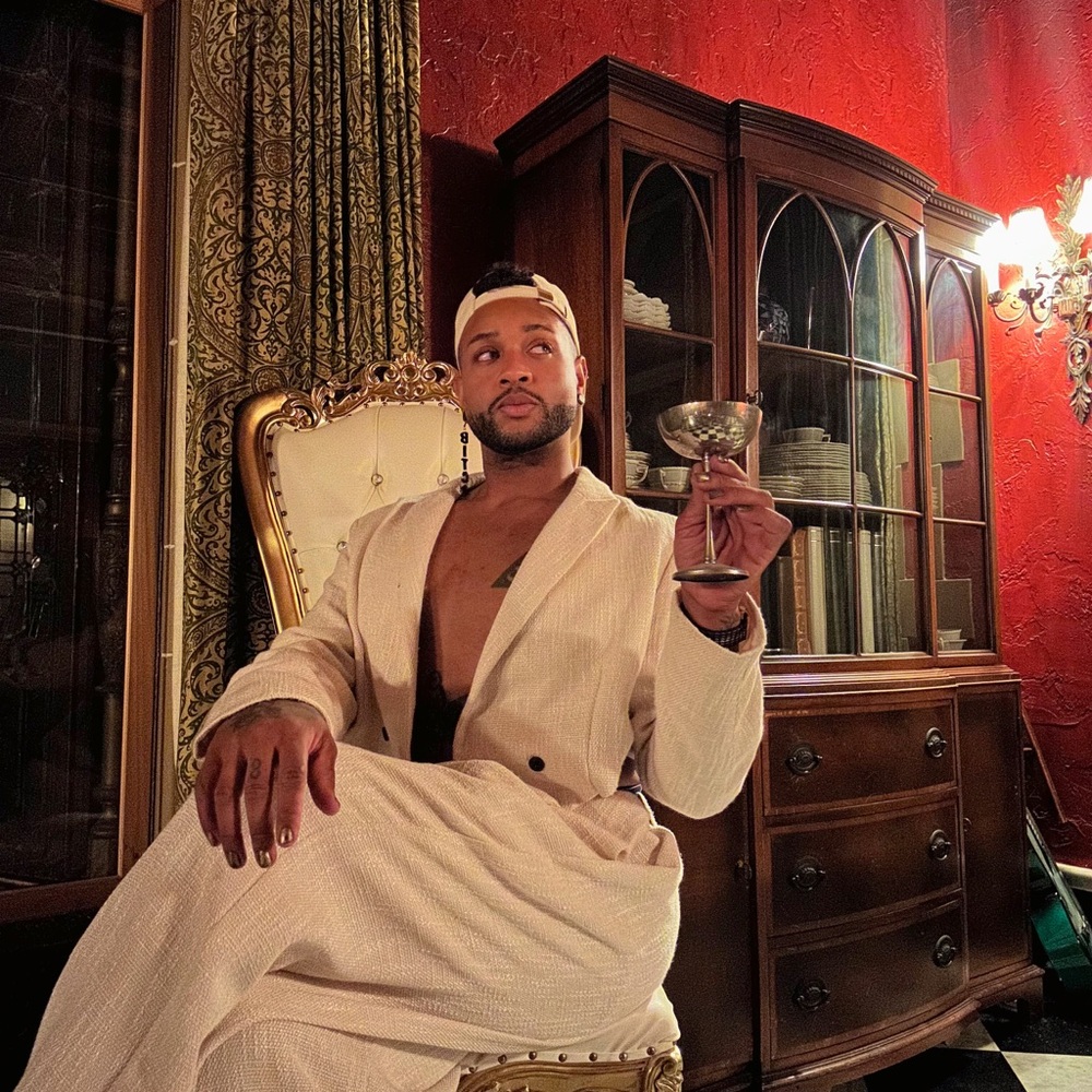 Meet your Posher, Rico - Picture 14 of 15